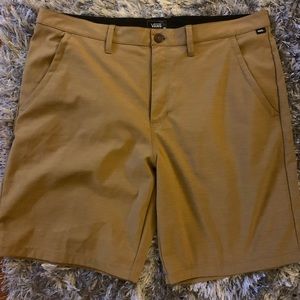 Vans Men’s Shorts NWOT Size 38